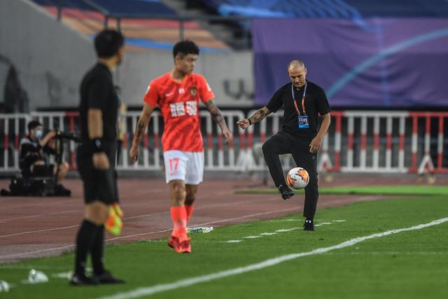 西甲-姆巴佩失点贝林厄姆破门 皇马1-2毕巴